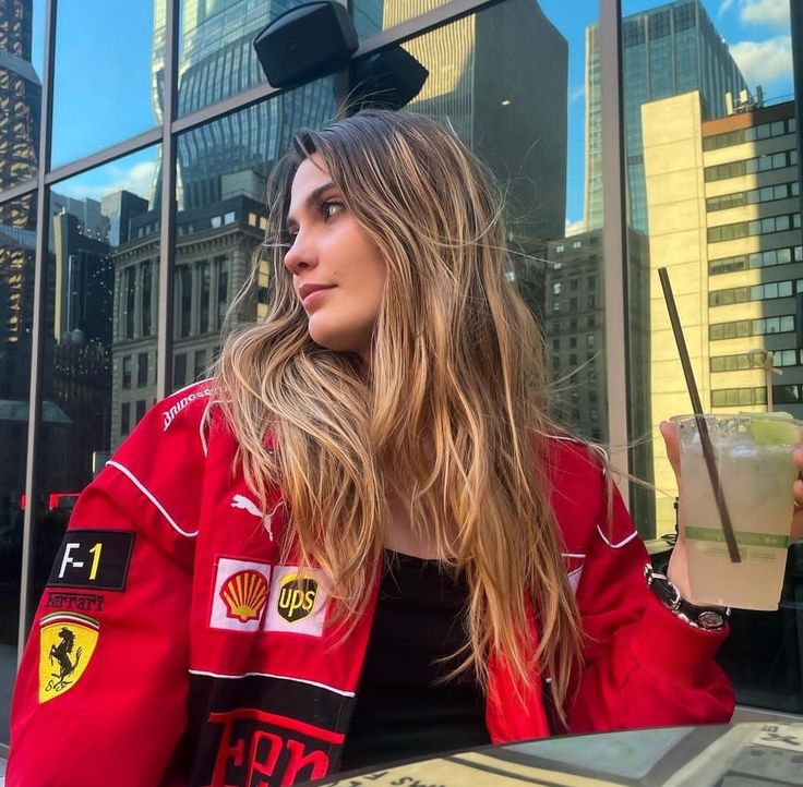 Women’s Bomber Jacket in Sporty Zip-Up Style | Lightweight Casual Outerwear