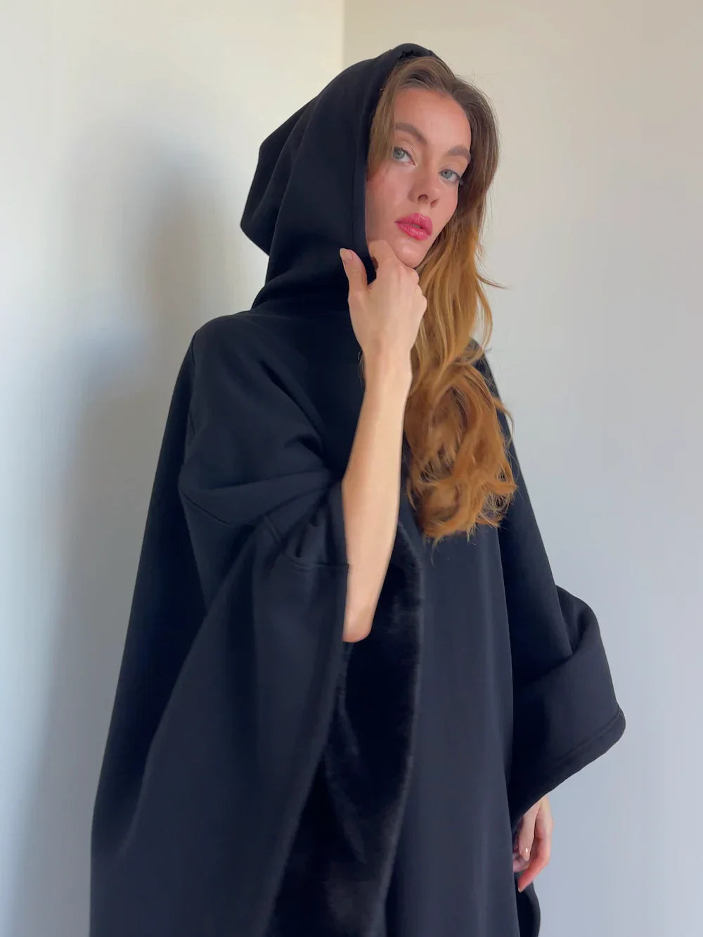 Oversized Hoodie Blanket | Hooded Blanket | Warm & Breathable