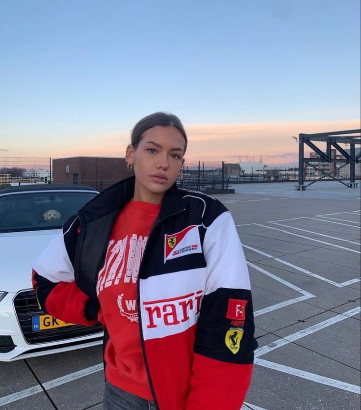 Women’s Bomber Jacket in Sporty Zip-Up Style | Lightweight Casual Outerwear