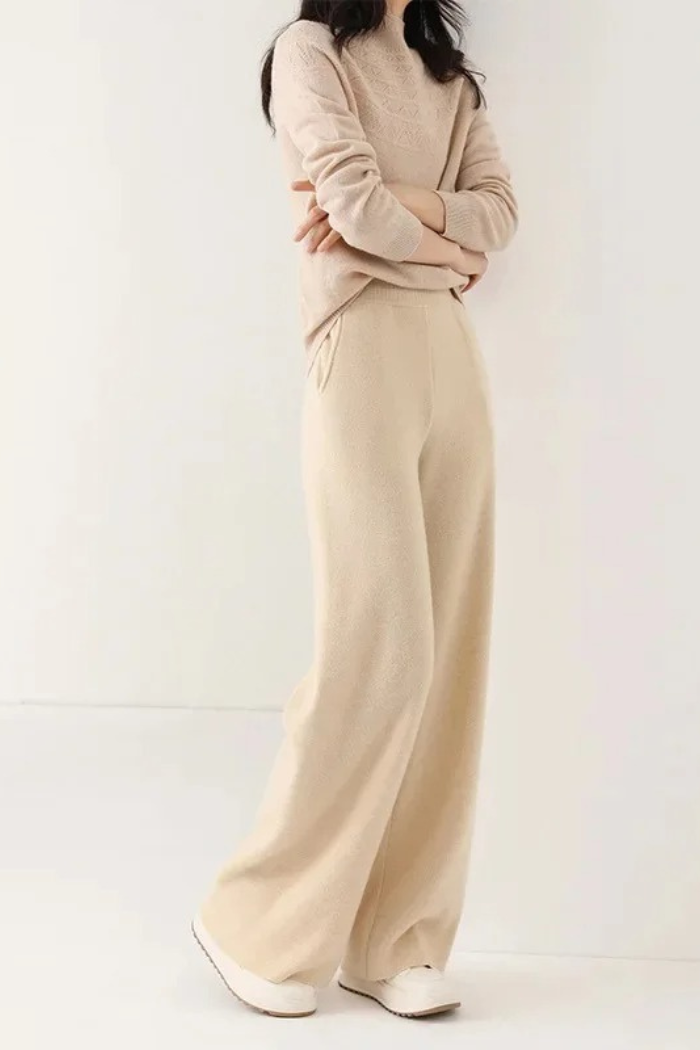 Women’s Wide Leg Trousers in High Waisted Style | Elegant Ladies Pants