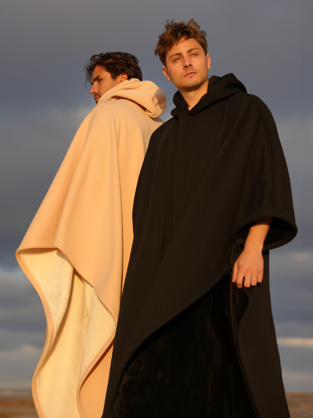 Unisex Poncho Hoodie in Fleece Style | Oversized Warm Hooded Sweatshirt