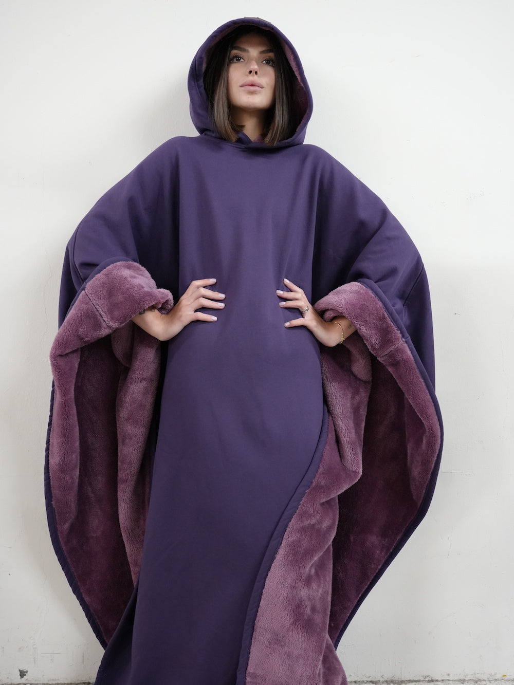 Unisex Poncho Hoodie in Fleece Style | Oversized Warm Hooded Sweatshirt