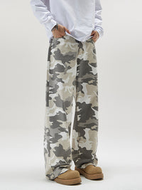 Men’s Cargo Jeans in Loose Fit Streetwear Style | Baggy Camo Trousers