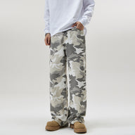 Men’s Cargo Jeans in Loose Fit Streetwear Style | Baggy Camo Trousers