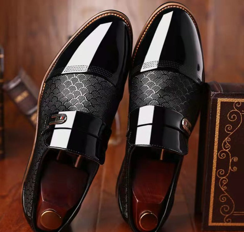 Men’s Black Slip-On Loafers in Classic Leather Style | Smart Dress Shoes