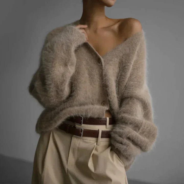 Soft Knit Buttoned Cardigan | Relaxed Fit | Warm Autumn Comfort | Casual Layer