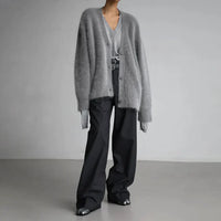 Soft Knit Buttoned Cardigan | Relaxed Fit | Warm Autumn Comfort | Casual Layer