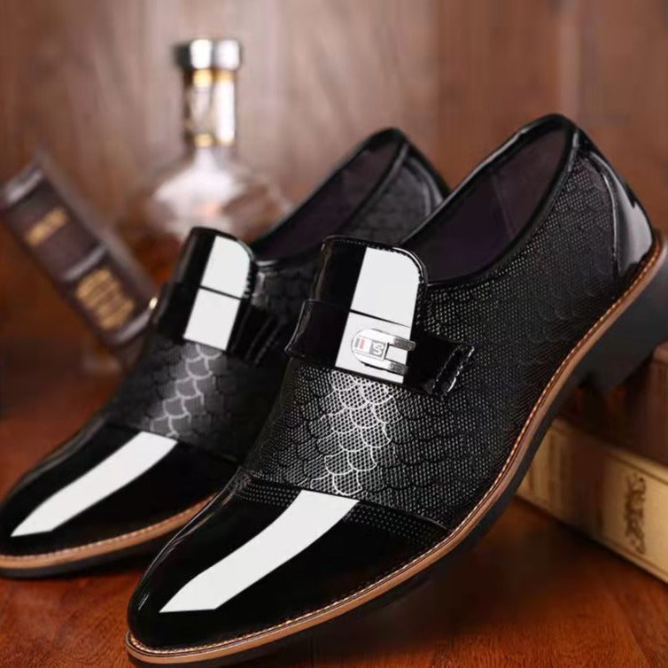 Men’s Black Slip-On Loafers in Classic Leather Style | Smart Dress Shoes