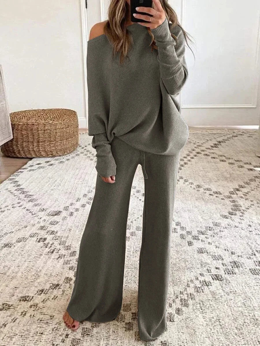 Women’s Two Piece Lounge Set with Relaxed Fit | Casual Ladies Loungewear