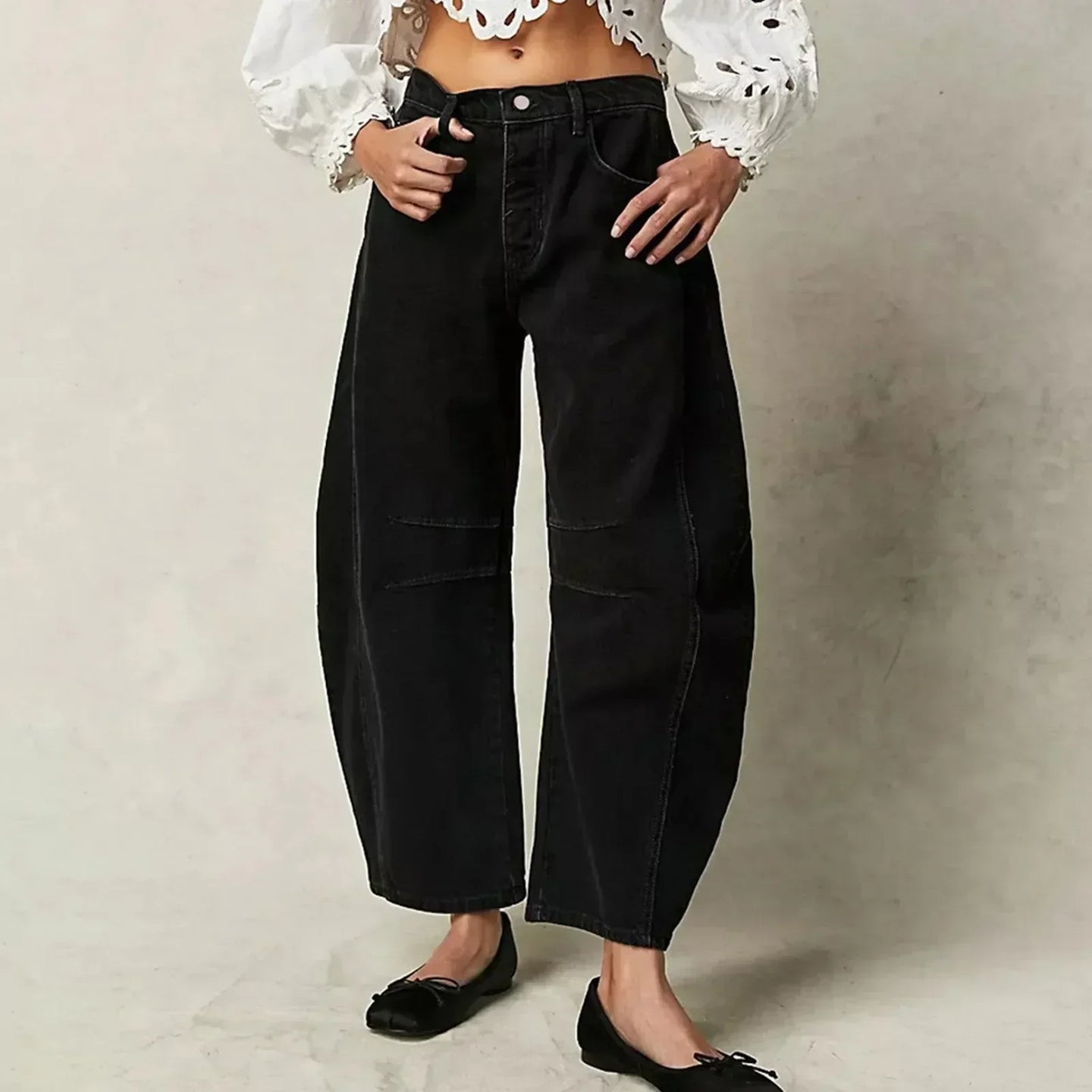 Women’s Wide Leg Jeans in Relaxed Fit Style | Casual Everyday Denim Trousers