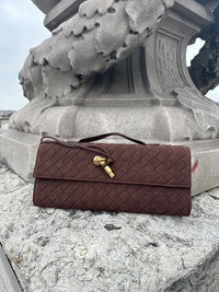 Elegant Shoulder Bag | Gold Bow Detail | Timeless Minimalist Style | Everyday Use