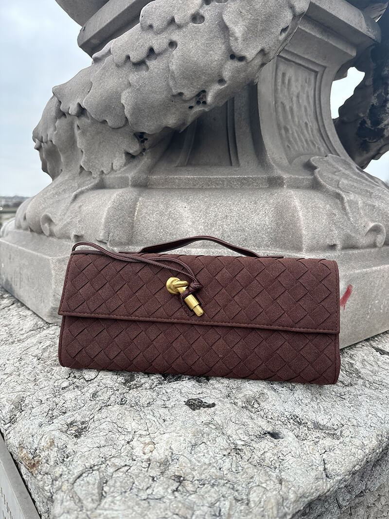 Elegant Shoulder Bag | Gold Bow Detail | Timeless Minimalist Style | Everyday Use
