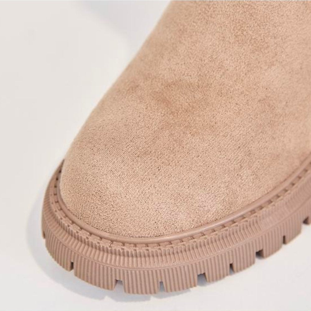 Women’s Winter Boots | Waterproof Warm Footwear | Anti-Slip Sole | Comfortable Outdoor Shoes