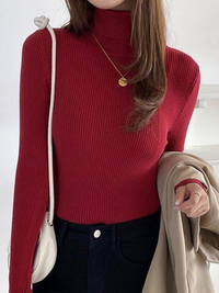 Women’s Turtleneck Sweater in Classic Knit Style | Elegant Ladies Jumper