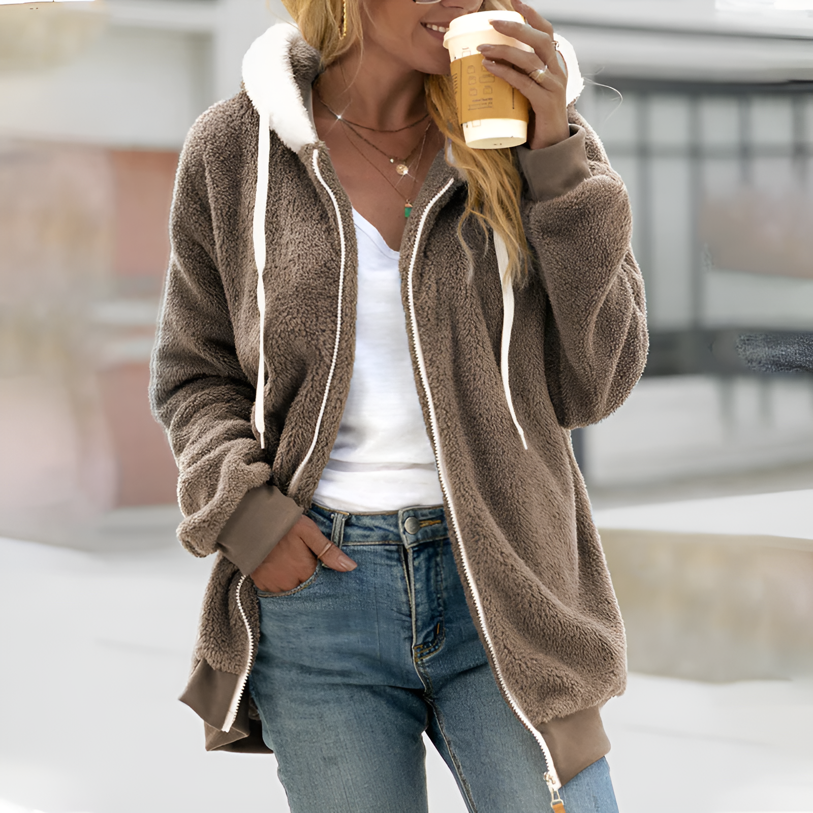 Women’s Zip Up Hoodie in Oversized Sherpa Style | Casual Fleece Sweatshirt