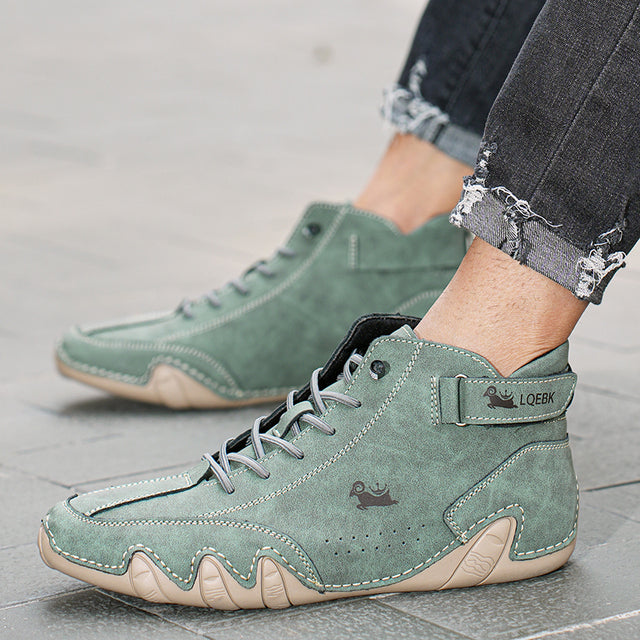 Men’s Barefoot Shoes in Natural Walking Style | Comfortable Waterproof Trainers