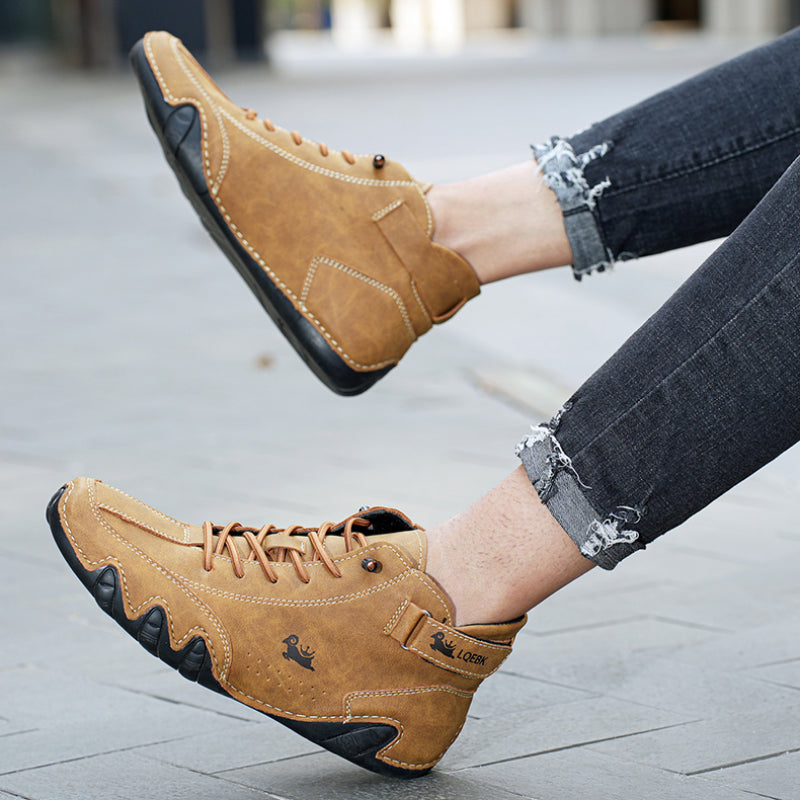 Men’s Barefoot Shoes in Natural Walking Style | Comfortable Waterproof Trainers