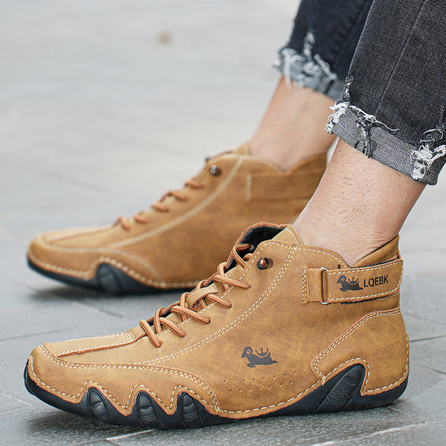 Men’s Barefoot Shoes in Natural Walking Style | Comfortable Waterproof Trainers