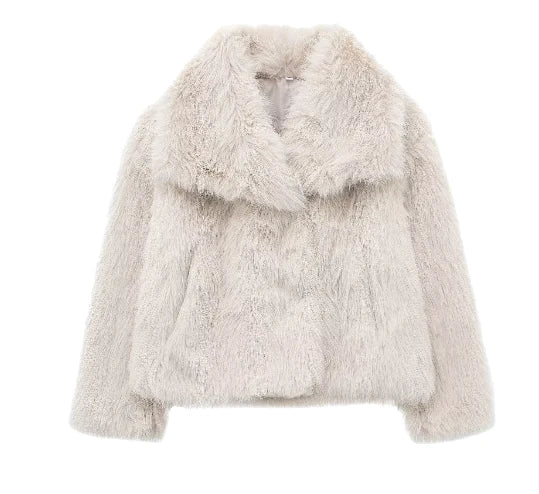 Women’s Faux Fur Winter Coat with Fold-Over Collar | Elegant Fluffy Jacket