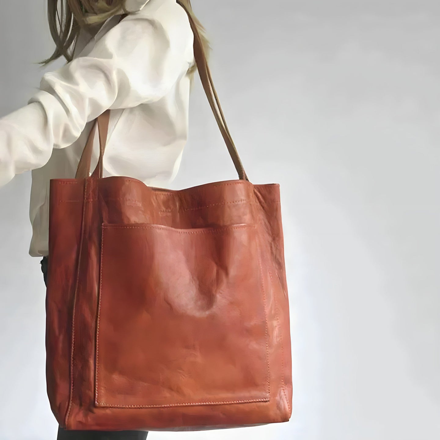 Women’s Leather Shoulder Bag | Elegant Handbag | Large Everyday Tote | Stylish Functional Design