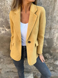 Women’s Lapel Long Sleeve Jacket in Casual Fit | Stylish Lightweight Ladies Coat