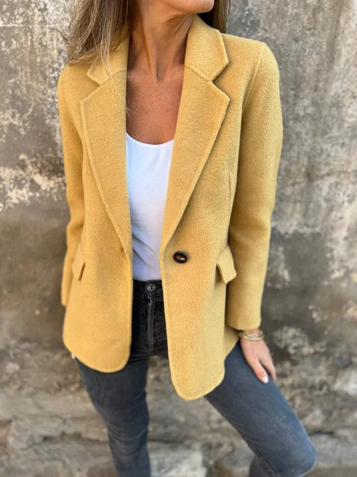 Women’s Lapel Long Sleeve Jacket in Casual Fit | Stylish Lightweight Ladies Coat
