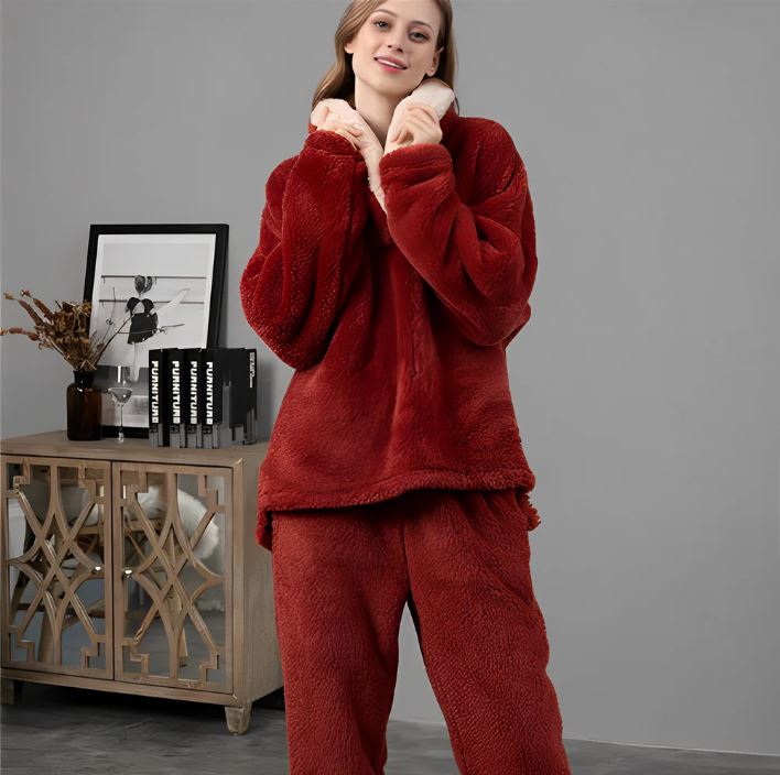 Women’s Fleece Pyjama Set with Long Sleeves | Warm Winter Nightwear