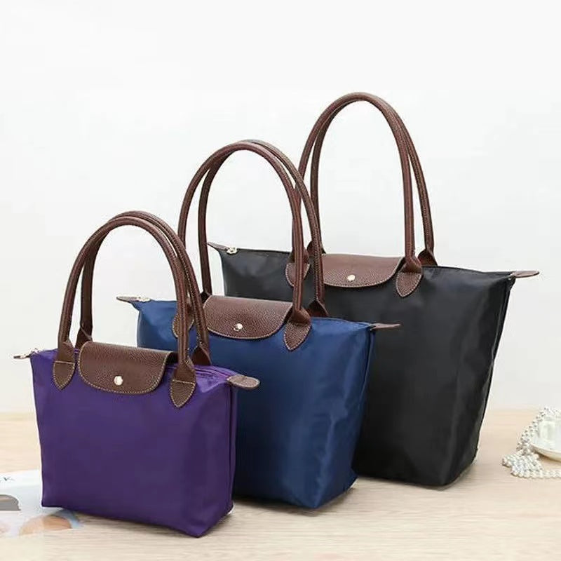 Women’s Shoulder Bag in Structured Crossbody Style | Elegant Everyday Handbag