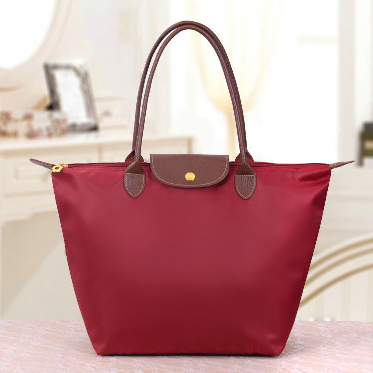 Women’s Shoulder Bag in Structured Crossbody Style | Elegant Everyday Handbag