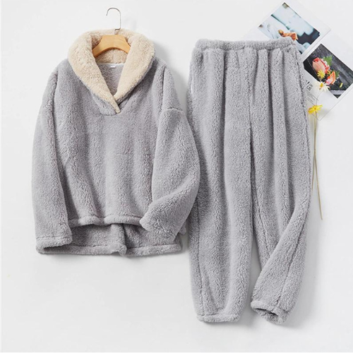 Women’s Fleece Pyjama Set with Long Sleeves | Warm Winter Nightwear