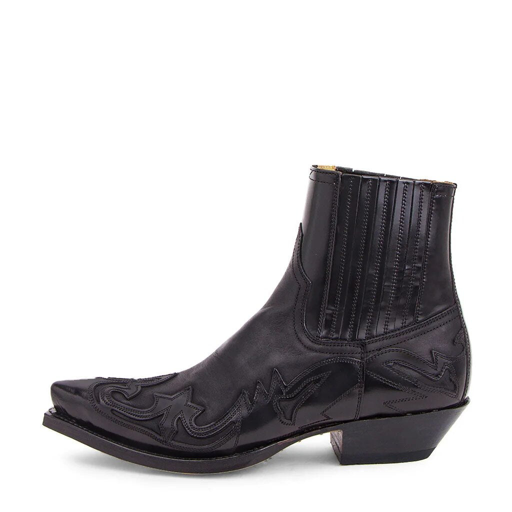 Men’s Cowboy Boots in Classic Western Style | Durable Leather Footwear