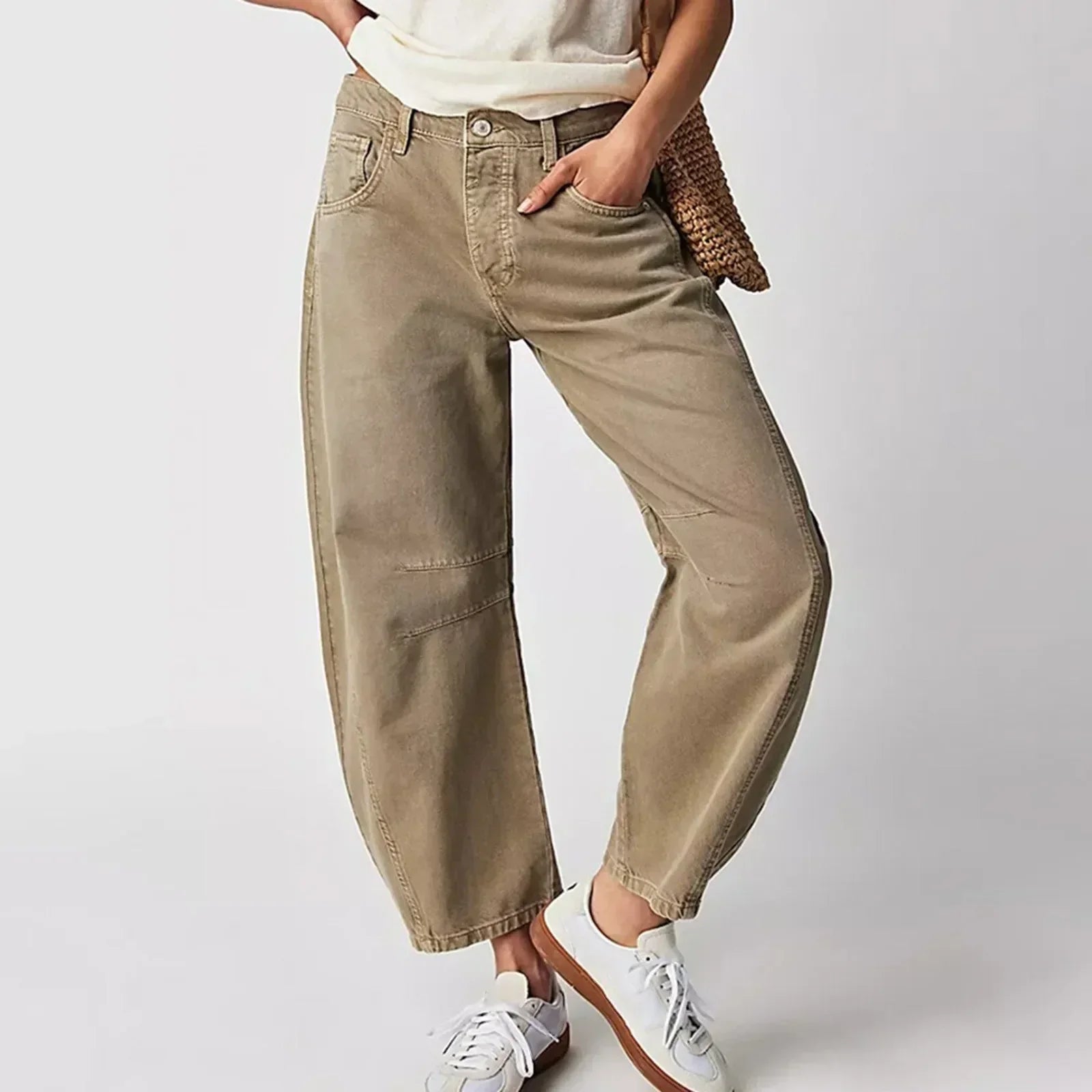 Women’s Wide Leg Jeans in Modern Relaxed Fit | Flattering Casual Trousers
